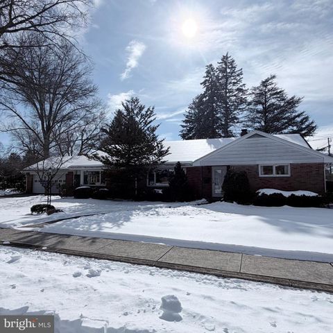 110 HUDSON AVENUE, Chambersburg, PA 17201