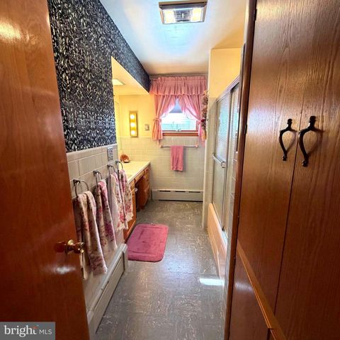 110 HUDSON AVENUE, Chambersburg, PA 17201