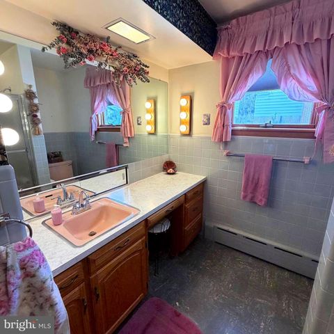 110 HUDSON AVENUE, Chambersburg, PA 17201