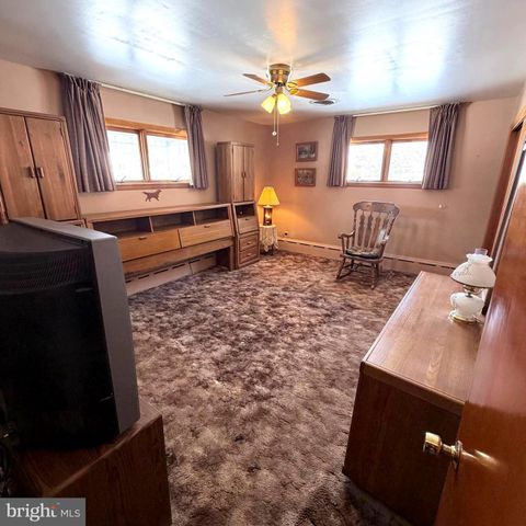 110 HUDSON AVENUE, Chambersburg, PA 17201