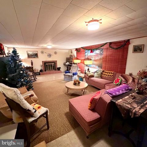 110 HUDSON AVENUE, Chambersburg, PA 17201