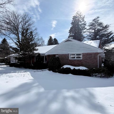 110 HUDSON AVENUE, Chambersburg, PA 17201