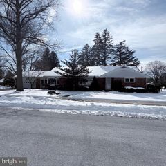 110 HUDSON AVENUE, Chambersburg, PA 17201