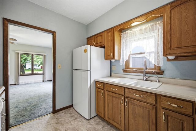 442 4th Avenue, Iowa City, IA 52245