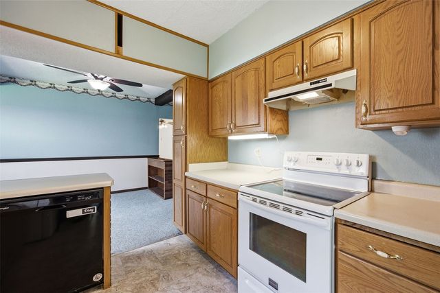 442 4th Avenue, Iowa City, IA 52245