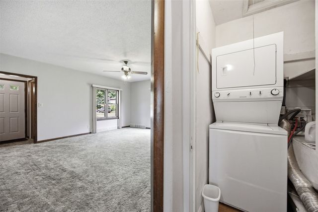 442 4th Avenue, Iowa City, IA 52245