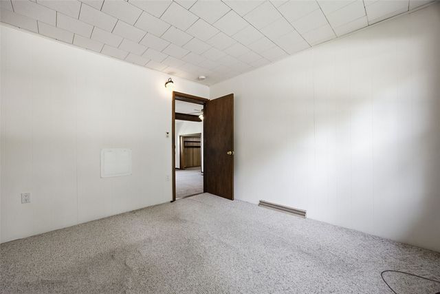 442 4th Avenue, Iowa City, IA 52245