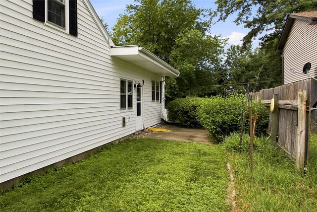 442 4th Avenue, Iowa City, IA 52245