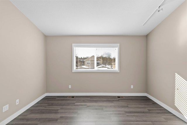 1603 Albemarle Street, Saint Paul, MN 55117