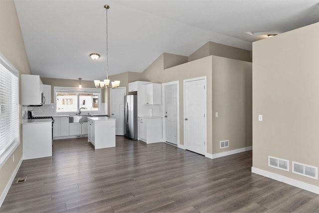 1603 Albemarle Street, Saint Paul, MN 55117