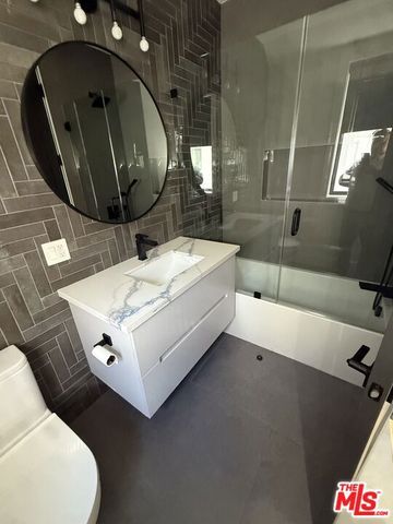 3021 Stanford Avenue, Marina Del Rey, CA 90292
