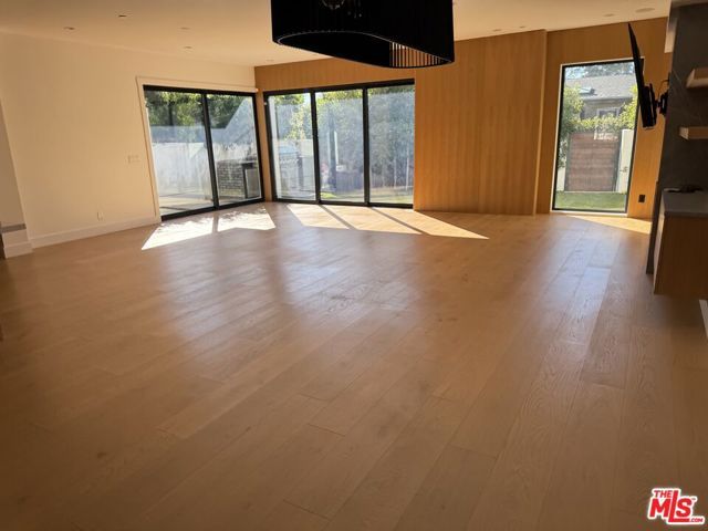 3021 Stanford Avenue, Marina Del Rey, CA 90292