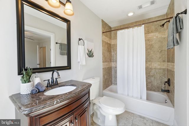 617 N COLUMBUS ST, Alexandria, VA 22314