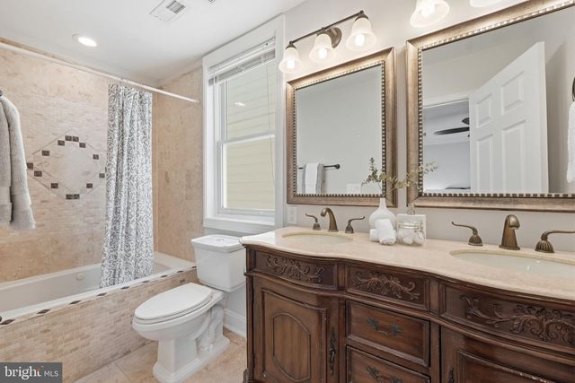 617 N COLUMBUS ST, Alexandria, VA 22314