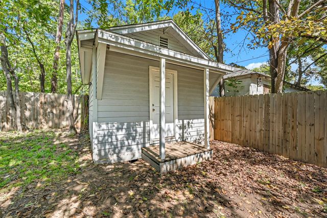 415 W Monterey Street, Denison, TX 75020