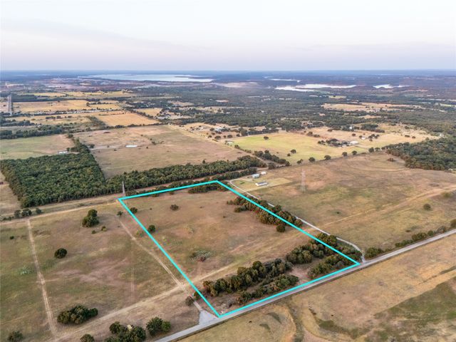 481 County Rd 1650, Chico, TX 76431