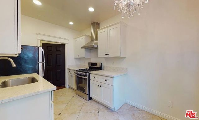 202 N La Peer Drive, Beverly Hills, CA 90211