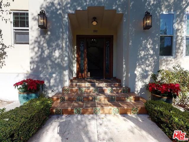 202 N La Peer Drive, Beverly Hills, CA 90211