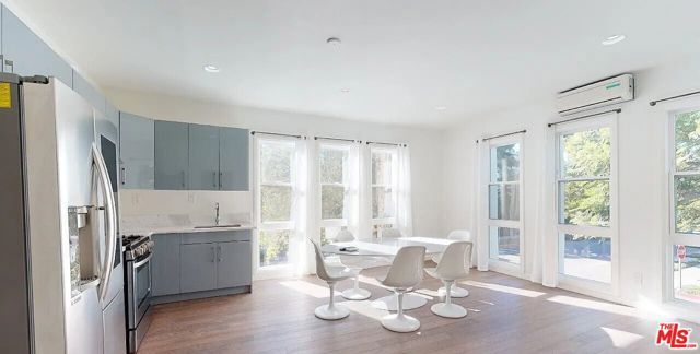 202 N La Peer Drive, Beverly Hills, CA 90211