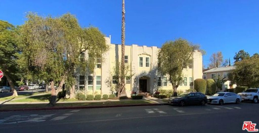 202 N La Peer Drive, Beverly Hills, CA 90211