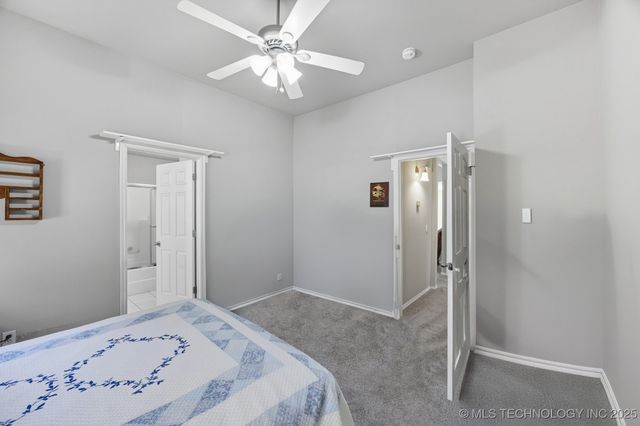 1112 S Marina Drive, Oologah, OK 74053