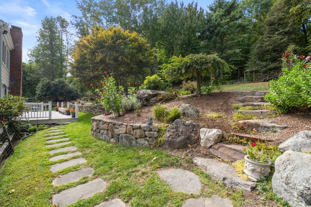 64 Pine Hill Road, Southborough, MA 01772