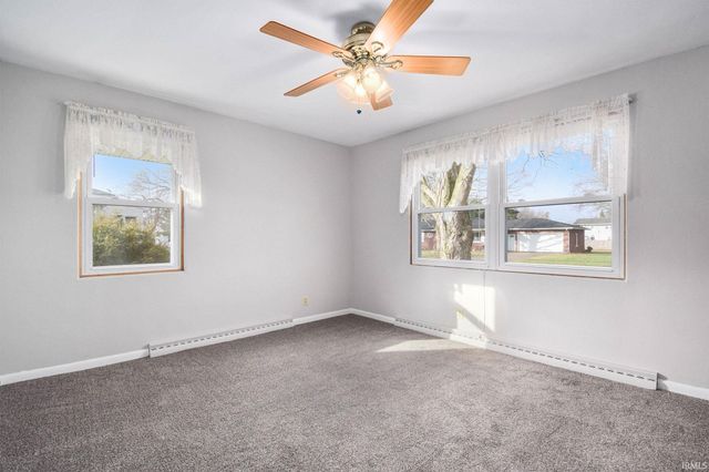 516 S Shumaker Drive, Bremen, IN 46506