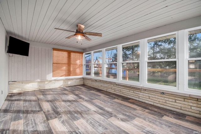 516 S Shumaker Drive, Bremen, IN 46506