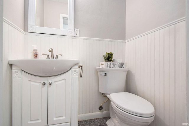 516 S Shumaker Drive, Bremen, IN 46506