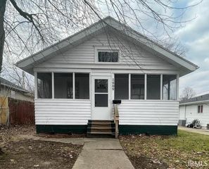 1909 S Brookfield Street, South Bend, IN 46613
