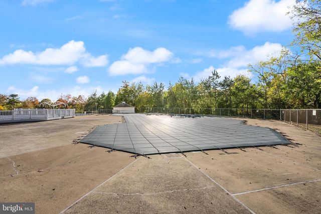 6905-B KEYSER WAY, Alexandria, VA 22310