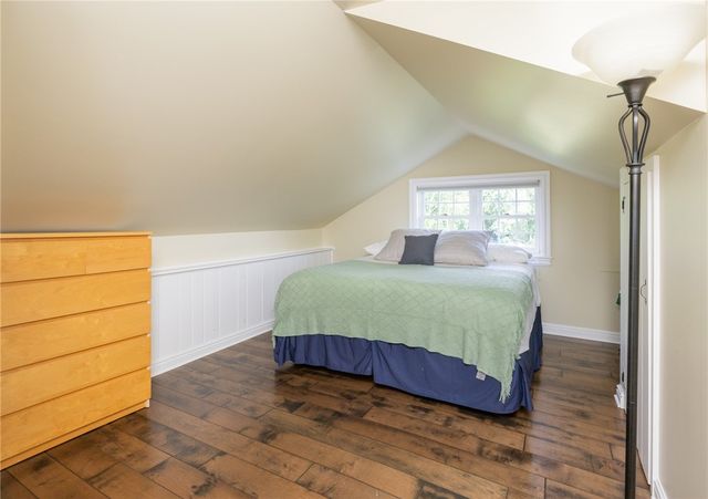 811 Rockwood Ave, Mt Lebanon, PA 15234