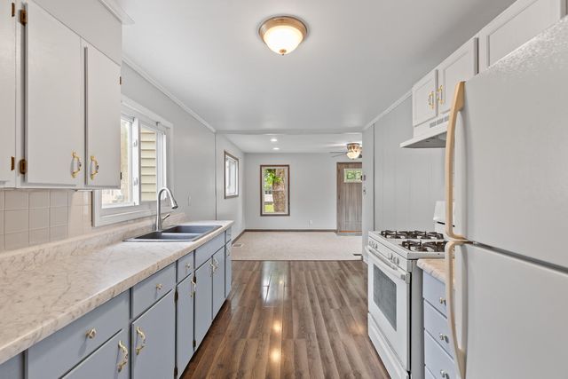 3428 Sunnyheart Avenue, Jackson, MI 49202