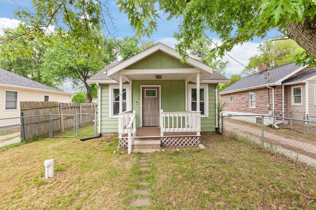 3428 Sunnyheart Avenue, Jackson, MI 49202