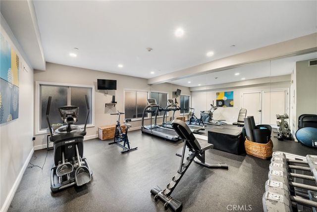 1410 N Curson Avenue 202, Los Angeles, CA 90046
