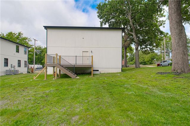 2225 N 85TH Street, Kansas City, KS 66109