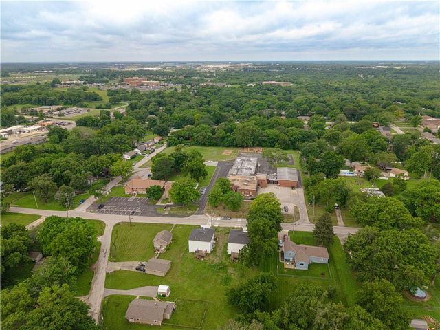 2225 N 85TH Street, Kansas City, KS 66109