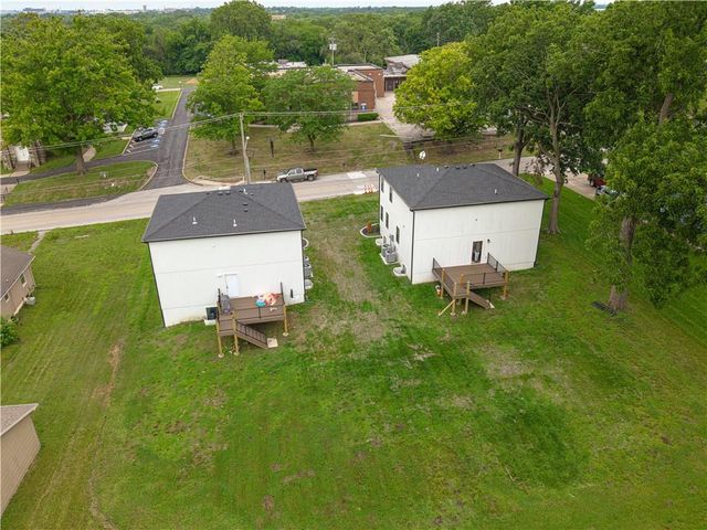 2225 N 85TH Street, Kansas City, KS 66109