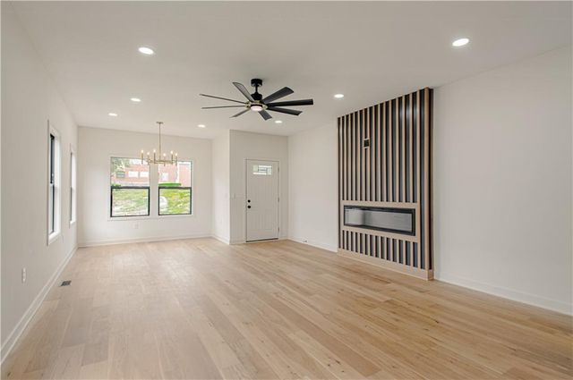 2225 N 85TH Street, Kansas City, KS 66109