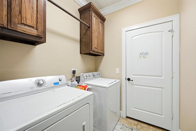 21 Lone Oak Boulevard, Pottsboro, TX 75076