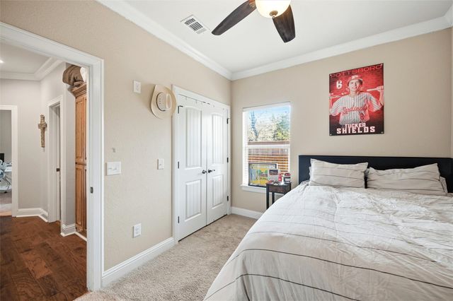 21 Lone Oak Boulevard, Pottsboro, TX 75076