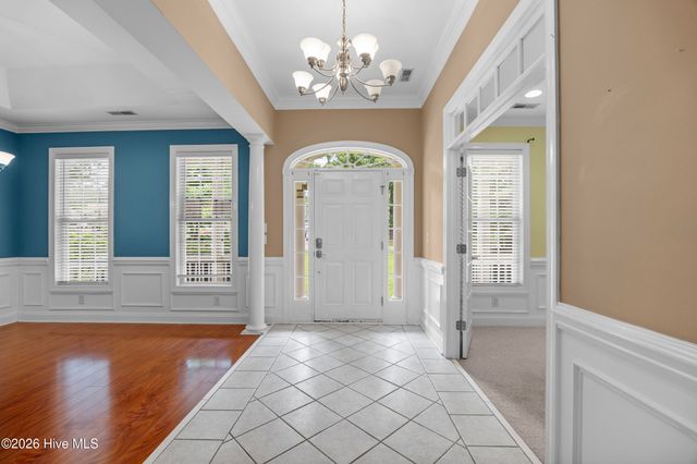 638 Ravenswood Road, Hampstead, NC 28443