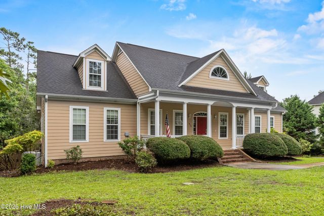 638 Ravenswood Road, Hampstead, NC 28443
