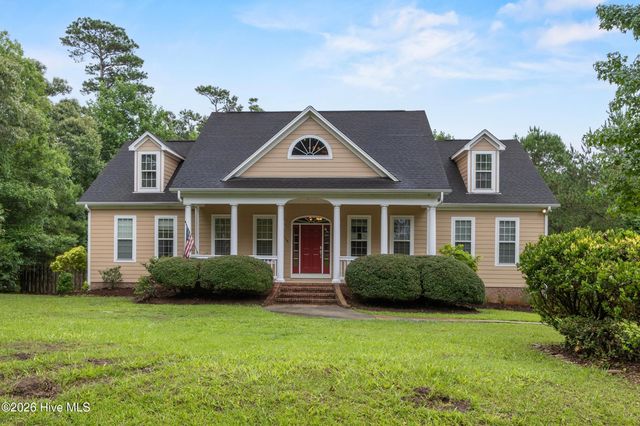 638 Ravenswood Road, Hampstead, NC 28443