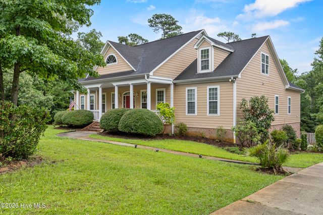 638 Ravenswood Road, Hampstead, NC 28443