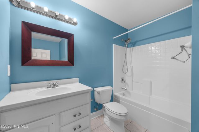 638 Ravenswood Road, Hampstead, NC 28443