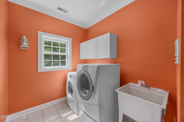 638 Ravenswood Road, Hampstead, NC 28443