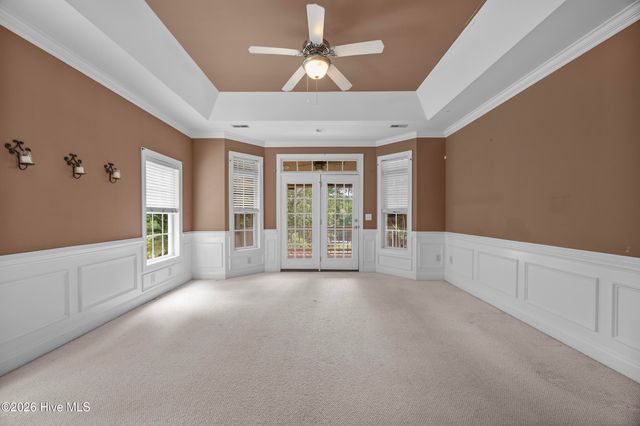 638 Ravenswood Road, Hampstead, NC 28443