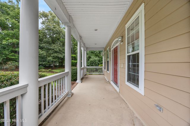 638 Ravenswood Road, Hampstead, NC 28443
