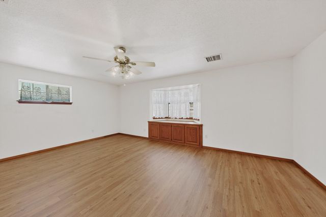 13 Maestas Road, Belen, NM 87002